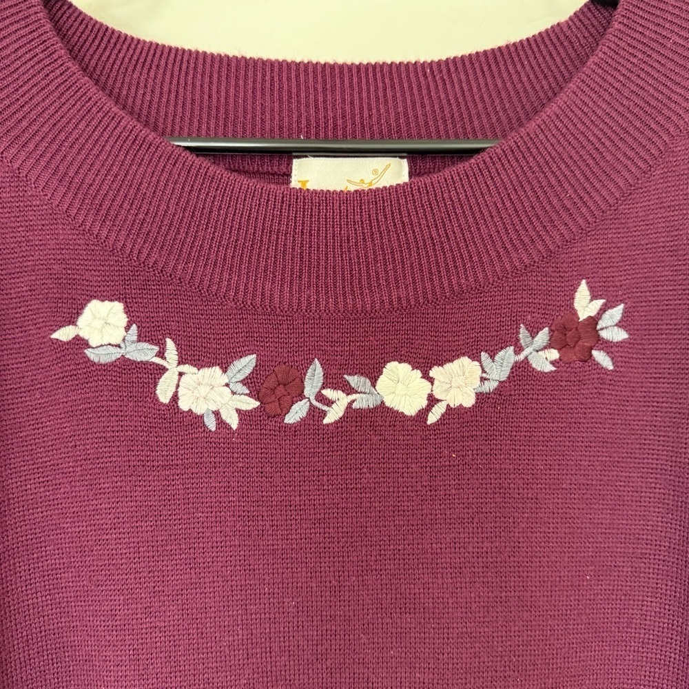 Vintage Jantzen Purple Floral Short Sleeve Sweater Top Grandma Embroidered Wool - Picture 4 of 6